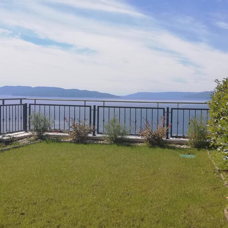 Studio Apartment "Brigita",Parking With Gate Rijeka Exterior photo