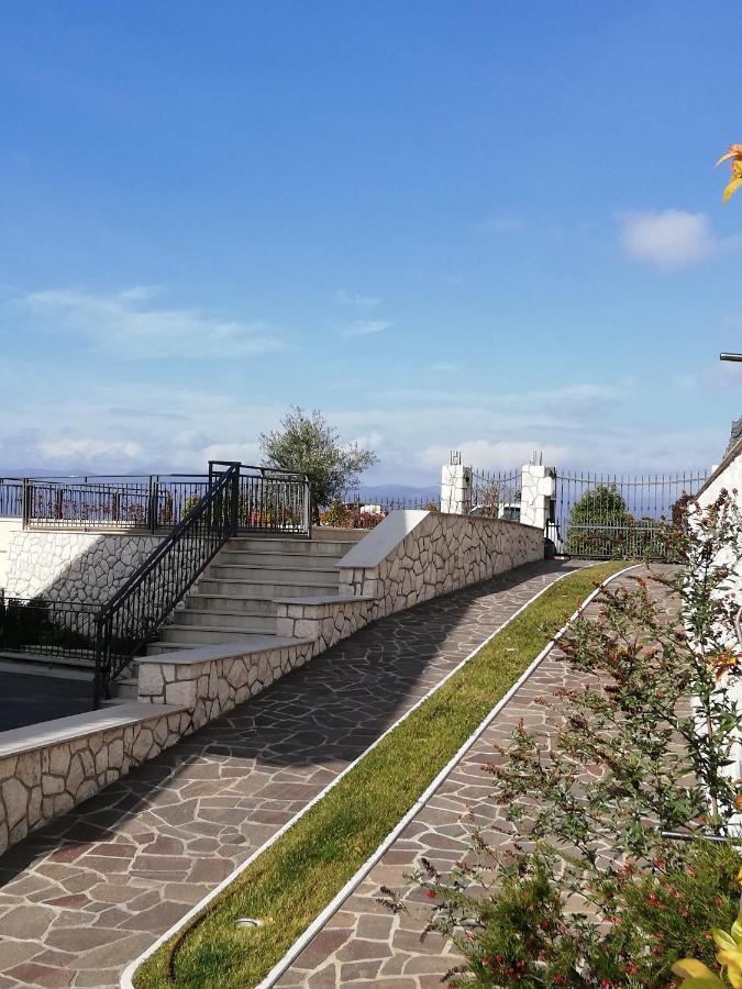 Studio Apartment "Brigita",Parking With Gate Rijeka Exterior photo